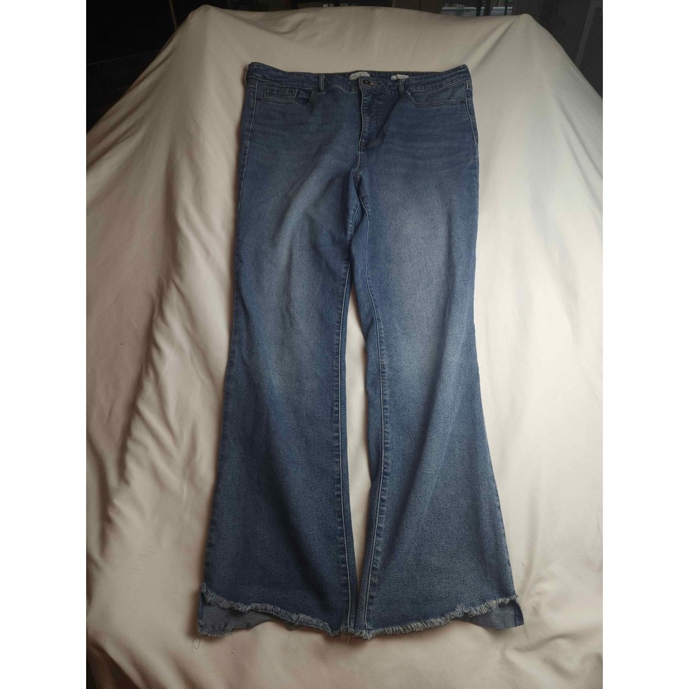 Sofia Jeans Laura Hi-Rise Skinny Kick Bootcut Raw Hem Blue Denim Womens Size 16